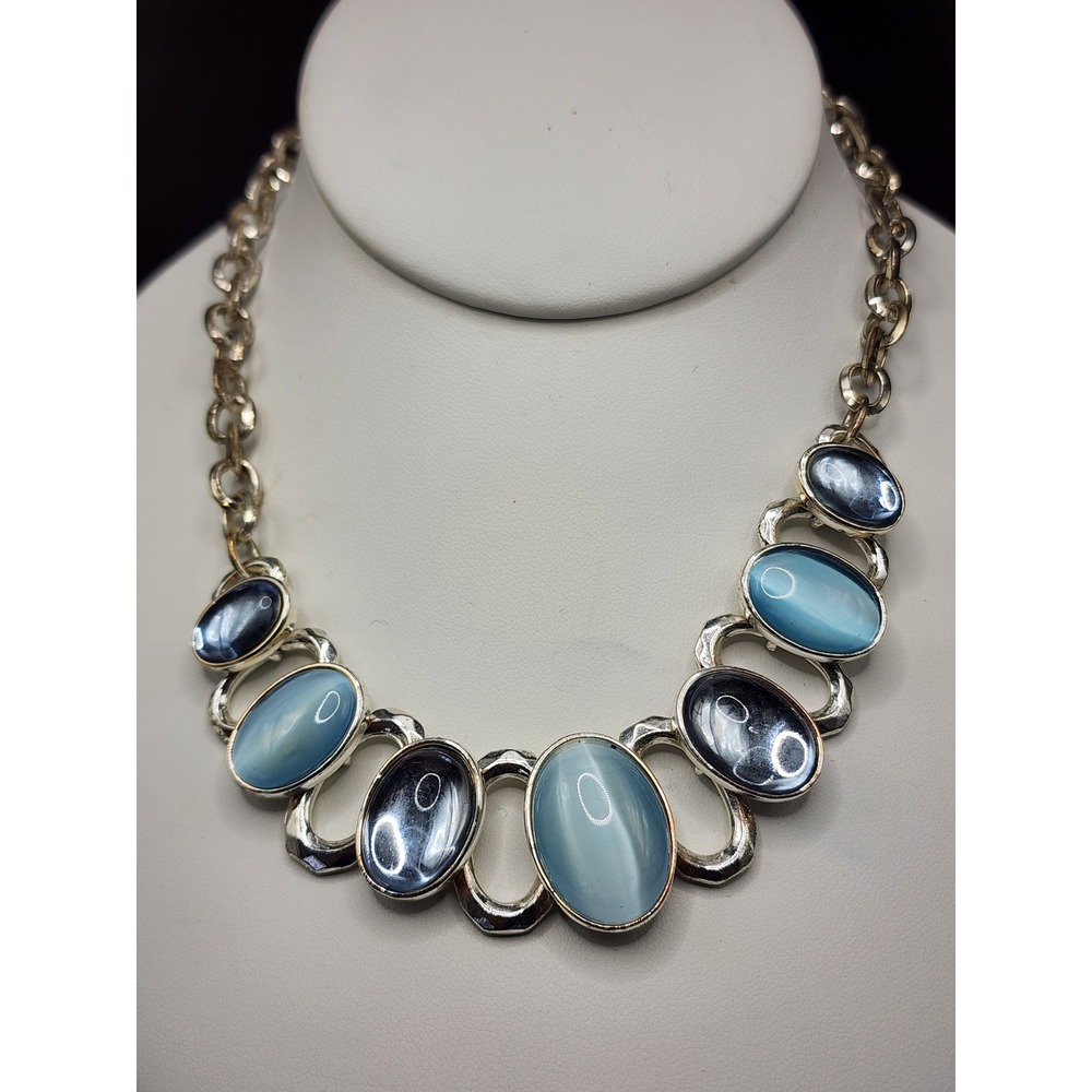 Crown Trifari Blue Silver Tone Moonstone Oval Cabochon Collar Necklace 16 Inch